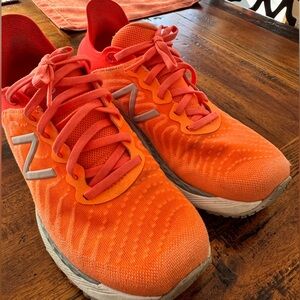 New Balance Fresh Foam X 860 Running Shoes. Size 8. Good condition.